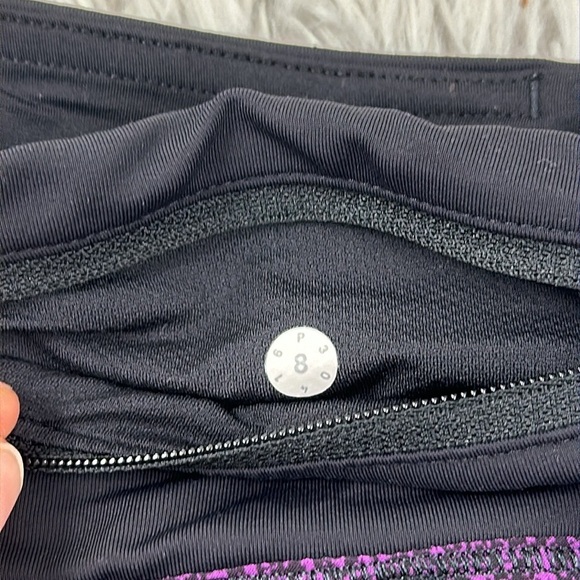 Lululemon Circuit Breaker Skirt Aurora Black and Purple - Picture 6 of 6